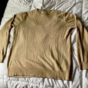 Light sweater long sleeve